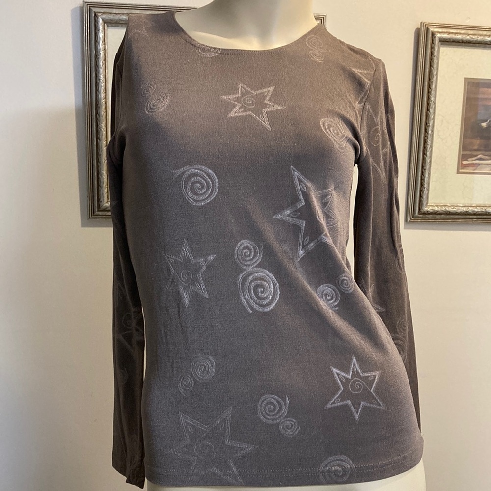 Women’s Long Sleeve Star & Swirl Print Top
